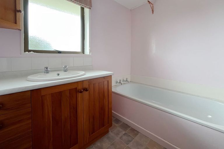 Photo of property in 98 Hendersons Road, Tinwald, Ashburton, 7778