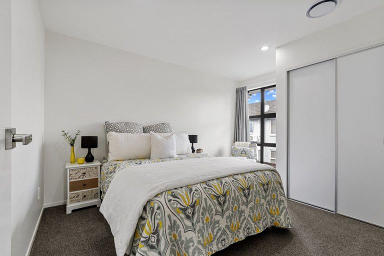 Photo of property in 14 Windfola Parkway, Takanini, 2112