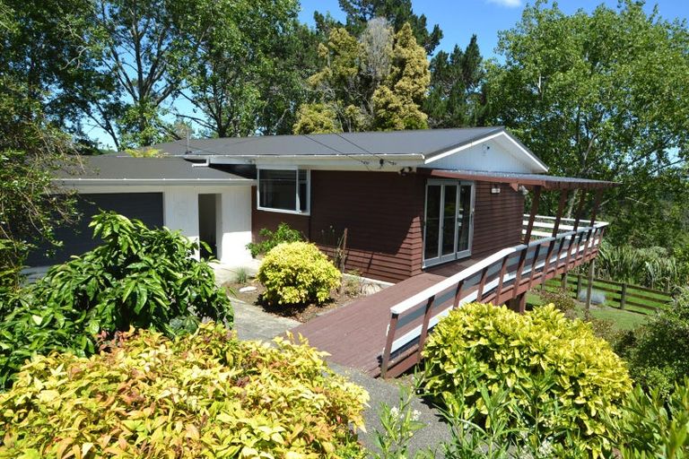 Photo of property in 339 Whitford Road, Whitford, Howick, 2571