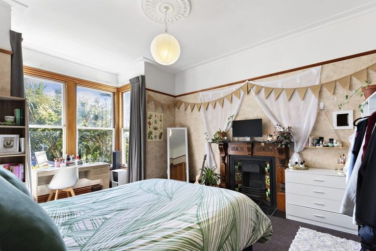 Photo of property in 97 Webb Street, Mount Cook, Wellington, 6011