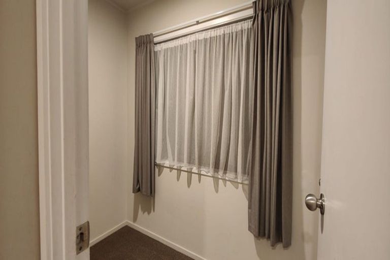 Photo of property in 23 Hindmarsh Street, Henderson, Auckland, 0612