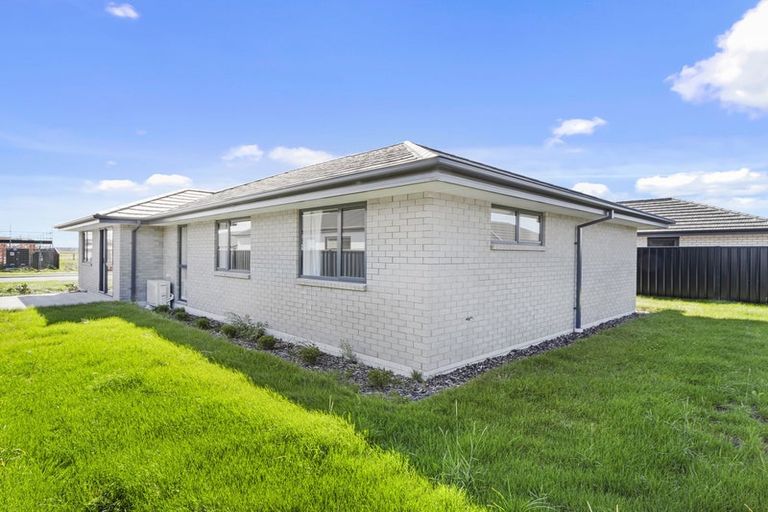 Photo of property in 30 Ranginui Drive, Kaiapoi, 7630