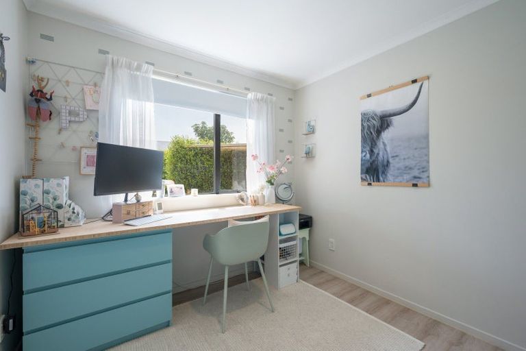 Photo of property in 28 Allport Place, Stoke, Nelson, 7011