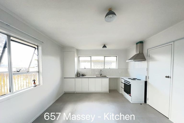 Photo of property in 657 Massey Road, Mangere, Auckland, 2022