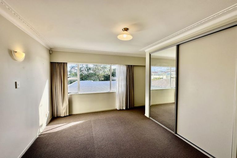 Photo of property in 150 Aberdeen Road, Campbells Bay, Auckland, 0620