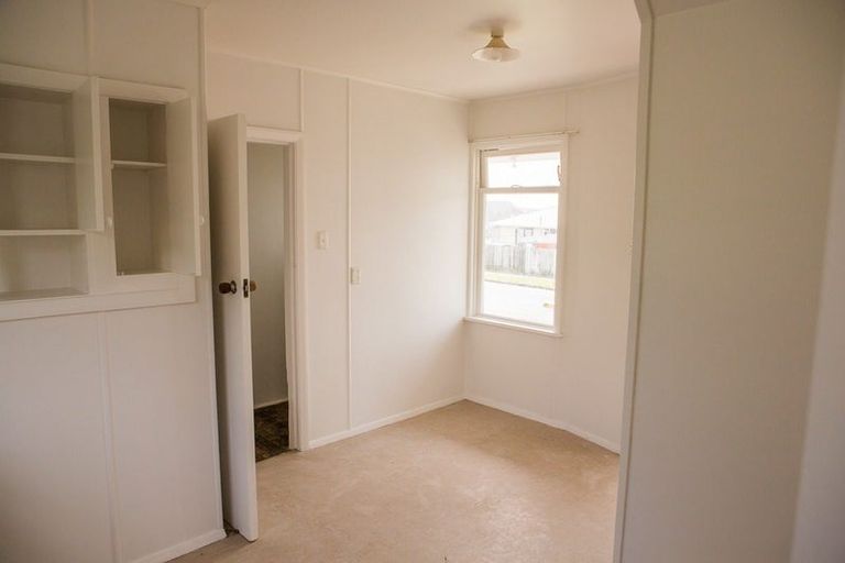 Photo of property in 50-56 Leicester Street, Cannons Creek, Porirua, 5024