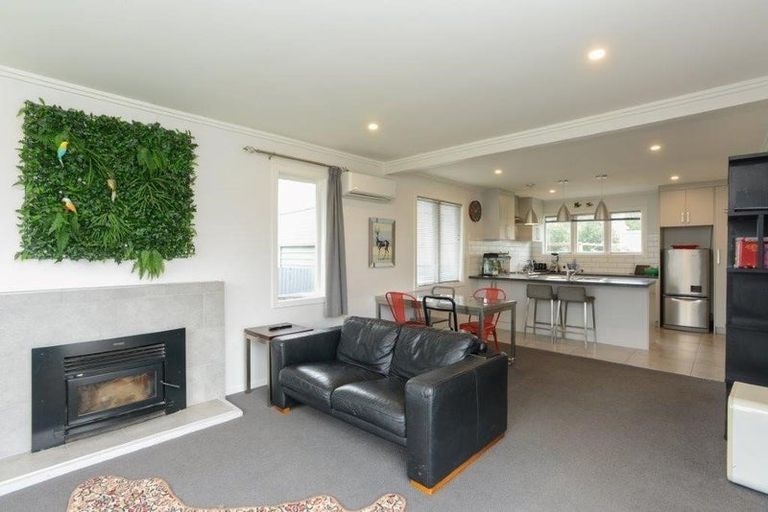 Photo of property in 12 O'connell Place, Havelock North, 4130