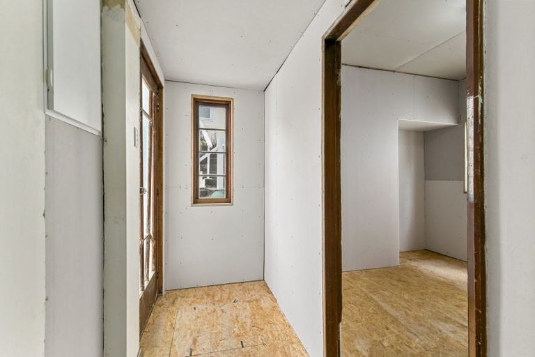 Photo of property in 62 Rolleston Street, Mount Cook, Wellington, 6021