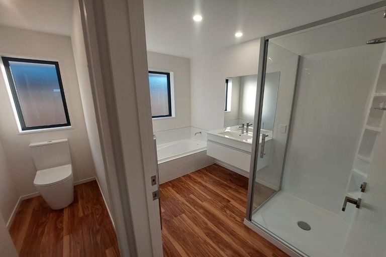 Photo of property in 70 Lenborough Drive, Rolleston, 7614