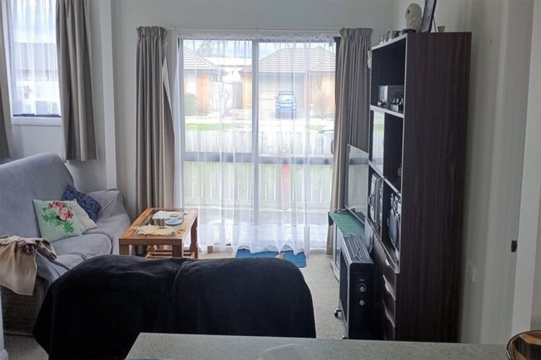 Photo of property in 13 Pakington Street, Westport, 7825