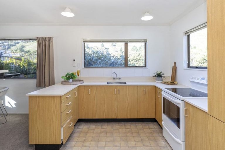 Photo of property in 2/11 Duncan Street, Sumner, Christchurch, 8081