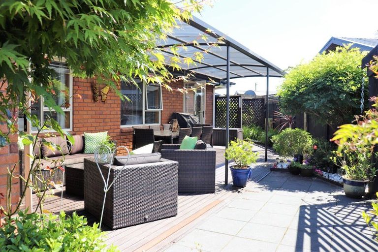 Photo of property in 5 Rochfort Place, Westport, 7825