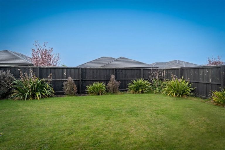 Photo of property in 27 Ragley Way, Rolleston, 7615