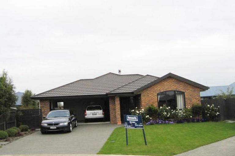 Photo of property in 16 Cressida Close, Rolleston, 7614