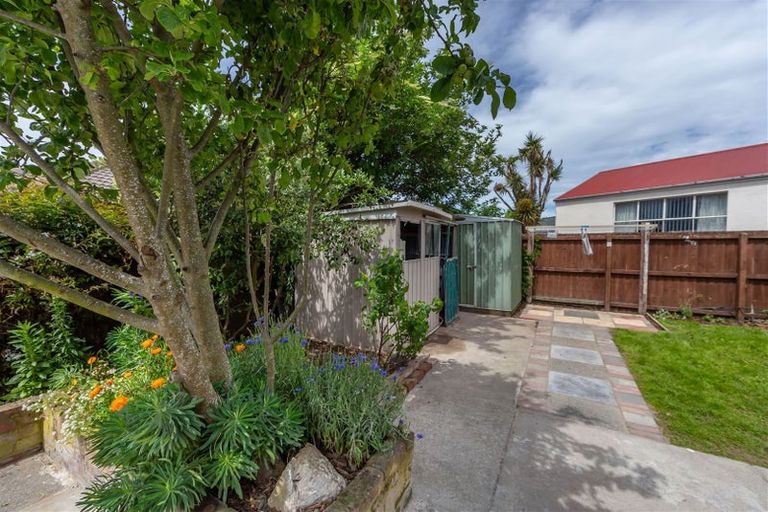 Photo of property in 35 Dampier Street, Woolston, Christchurch, 8023