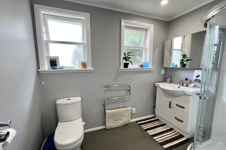 Photo of property in 1 Mchardie Street, Trentham, Upper Hutt, 5018