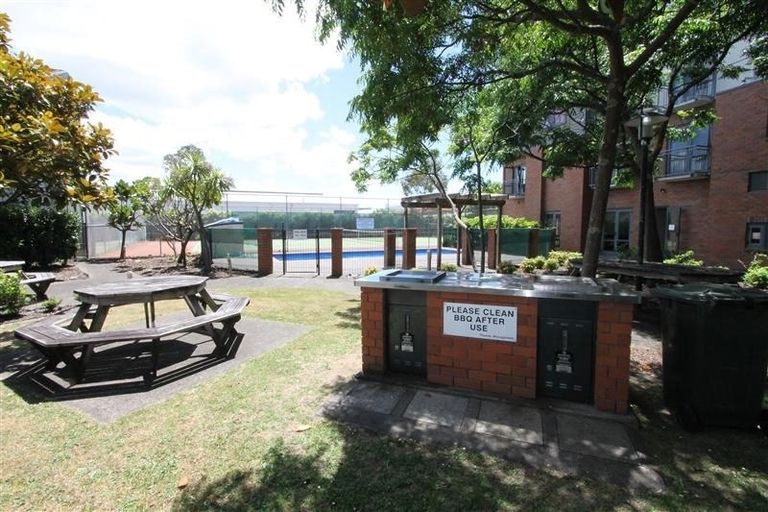 Photo of property in 6b/17 Crown Lynn Place, New Lynn, Auckland, 0600