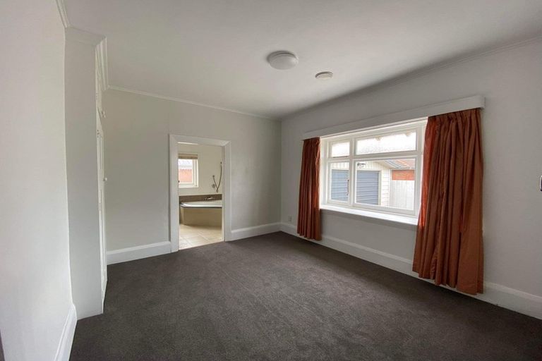 Photo of property in 40 Waimairi Road, Upper Riccarton, Christchurch, 8041