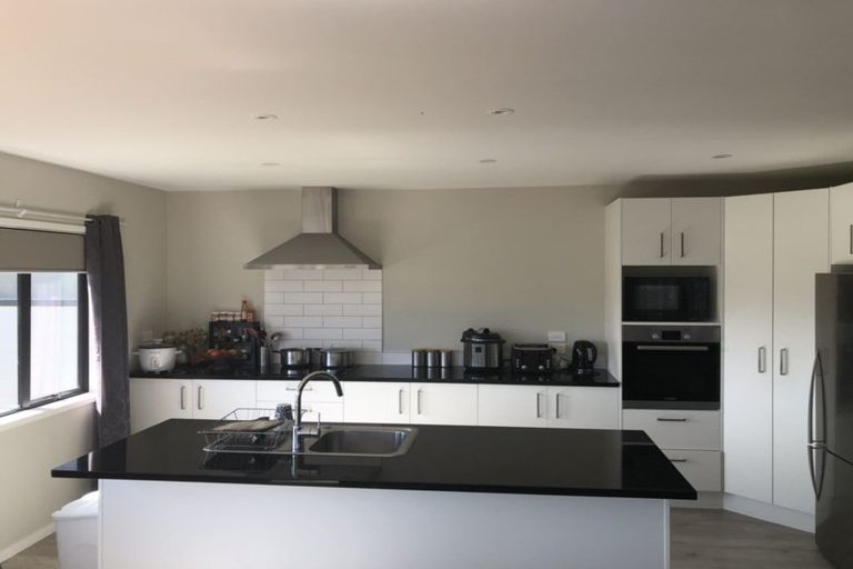 Photo of property in 7 Pae Moana Place, Stanmore Bay, Whangaparaoa, 0932