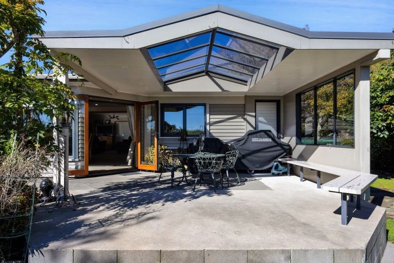 Photo of property in 485 Broadway, Stratford, 4393