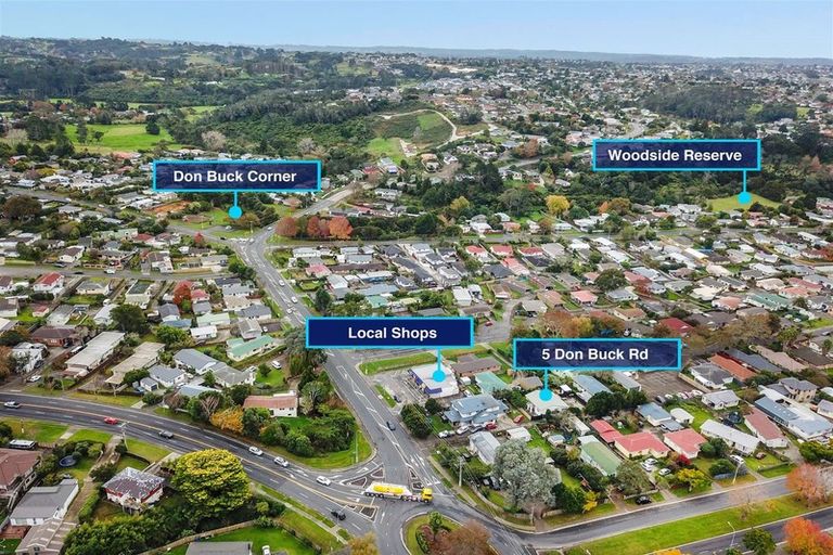 Photo of property in 5 Don Buck Road, Henderson, Auckland, 0614