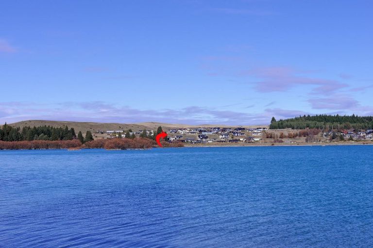 Photo of property in 2 Rankin Rise, Lake Tekapo, 7999