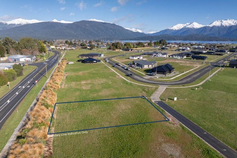 Photo of property in 21 Tukare Loop, Te Anau, 9600