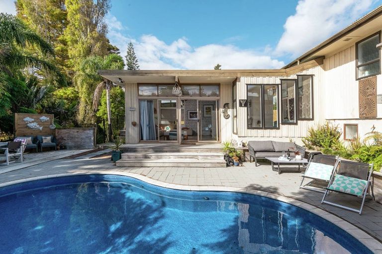 Photo of property in 49 Union Road, Howick, Auckland, 2014