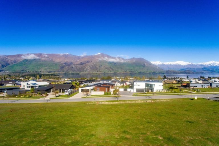 Photo of property in 56 Forest Heights, Wanaka, 9305
