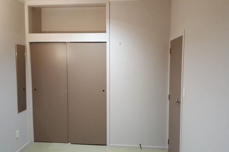 Photo of property in 73 Raukawa Street, Strathmore Park, Wellington, 6022