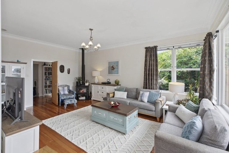 Photo of property in 1 Herbert Street, Te Puke, 3119