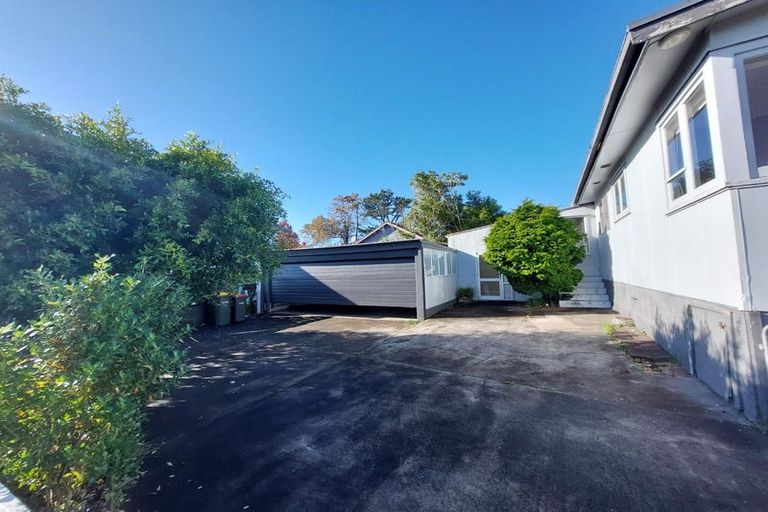 Photo of property in 3 Croydon Road, New Lynn, Auckland, 0600
