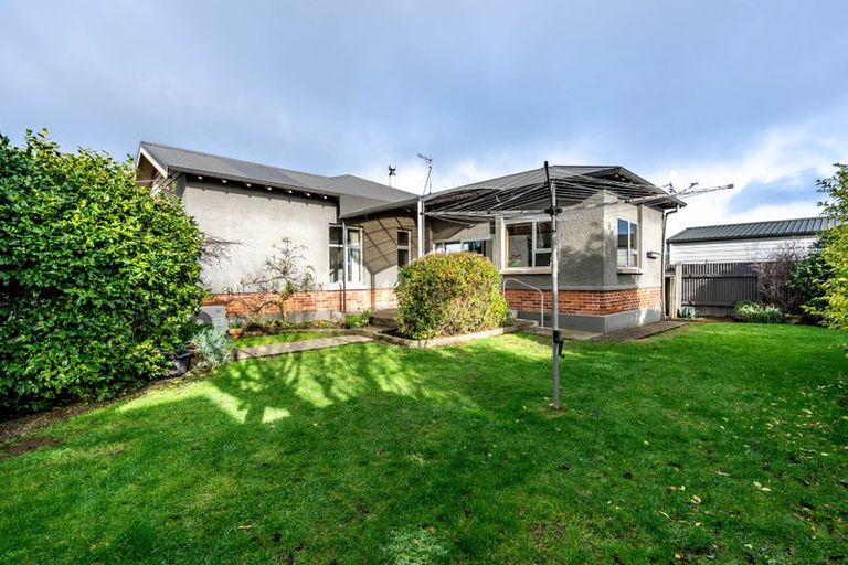 Photo of property in 100 Robertson Street, Richmond, Invercargill, 9810
