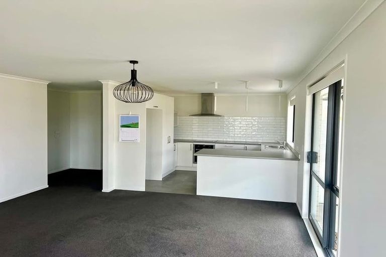 Photo of property in 3 Otohikawa Avenue, Glenbrook, 2681