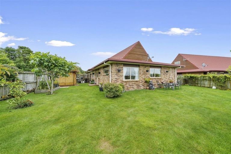 Photo of property in Rangeview Villas, 45/9 Fuller Close, Levin, 5510