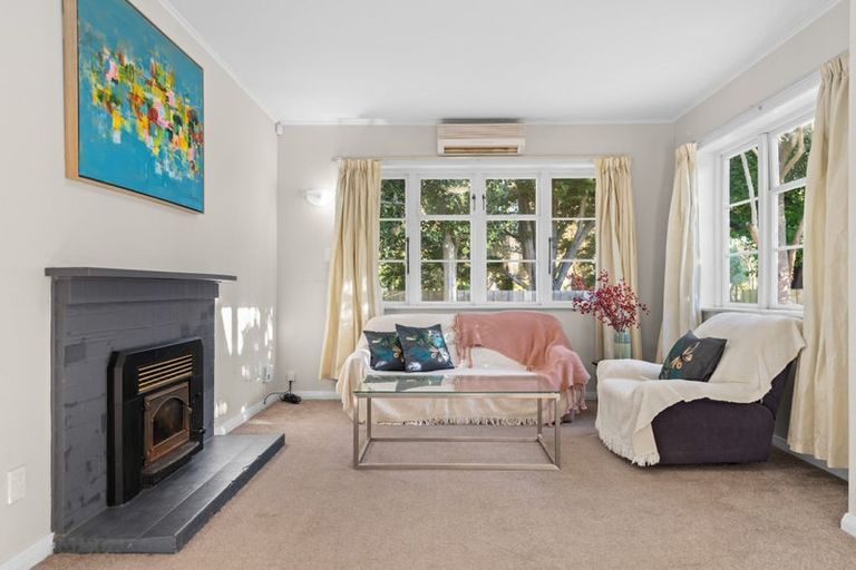 Photo of property in 120 Peverel Street, Riccarton, Christchurch, 8041