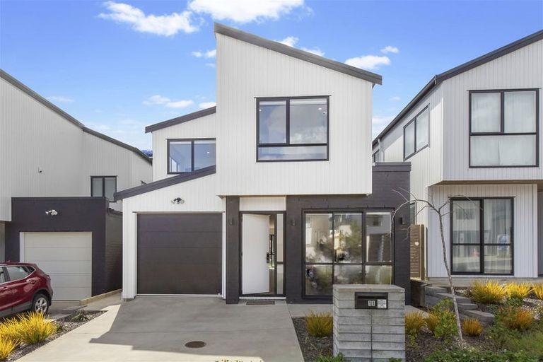 Photo of property in 11 Pohewa Road, Silverdale, 0932
