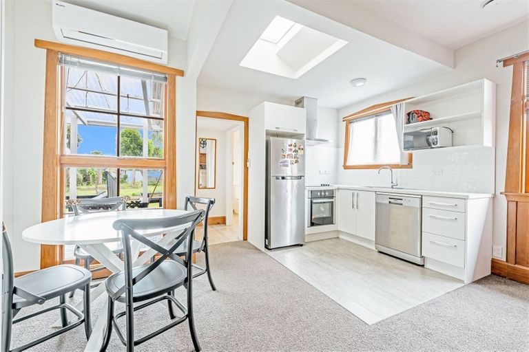 Photo of property in 21 Wyon Street, Linwood, Christchurch, 8062