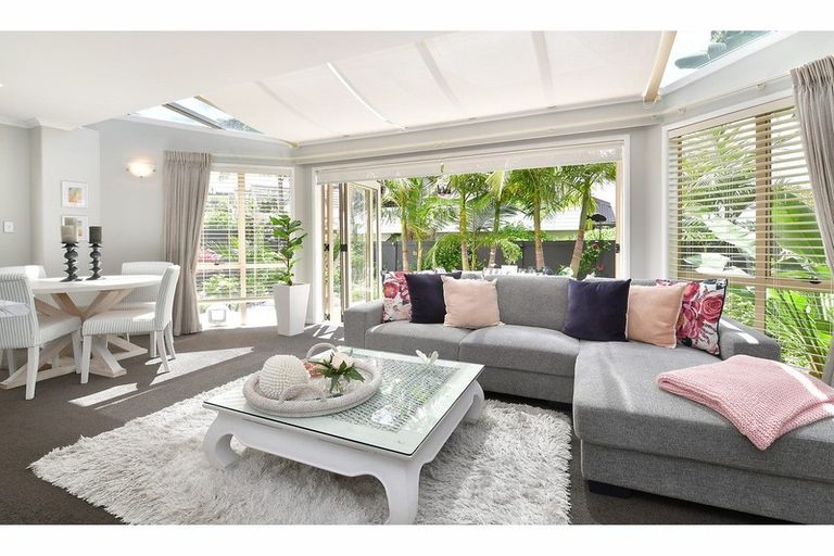 Photo of property in 16 Millennial Way, Orewa, 0931