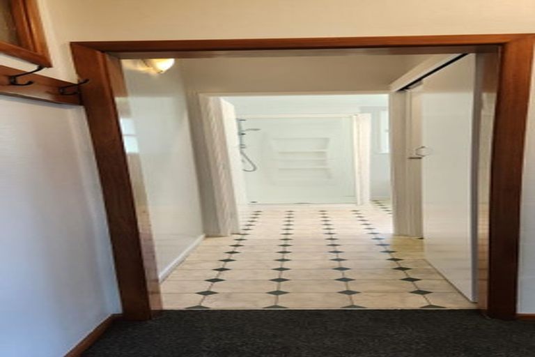 Photo of property in 3 Tamar Street, Island Bay, Wellington, 6023