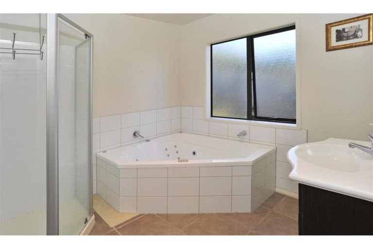 Photo of property in 28 Index Place, Manurewa, Auckland, 2105