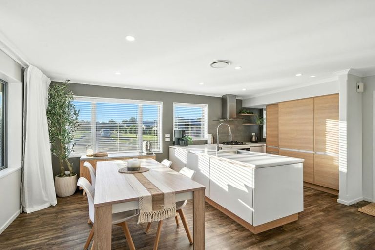 Photo of property in 18 Ridgeway Avenue, Rolleston, 7615