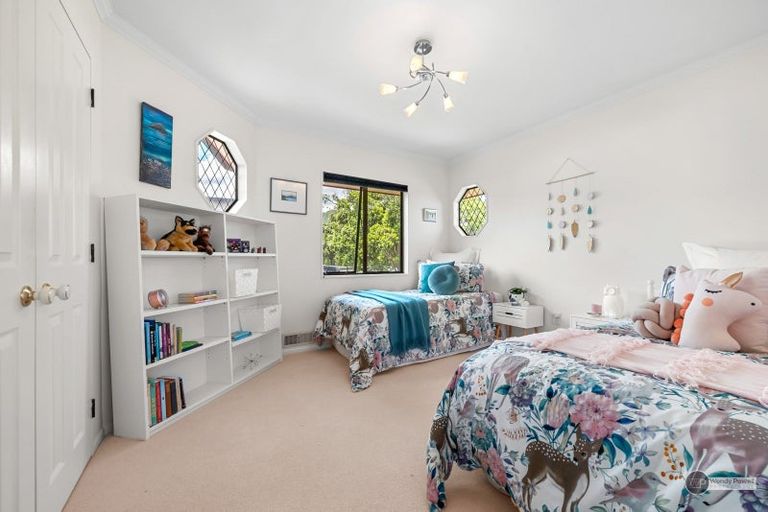 Photo of property in 29 Hinau Street, Woburn, Lower Hutt, 5011