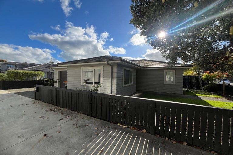 Photo of property in 30 Ranfurly Street, Hokowhitu, Palmerston North, 4410