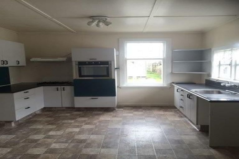 Photo of property in 148 Coutts Street, Kilbirnie, Wellington, 6022