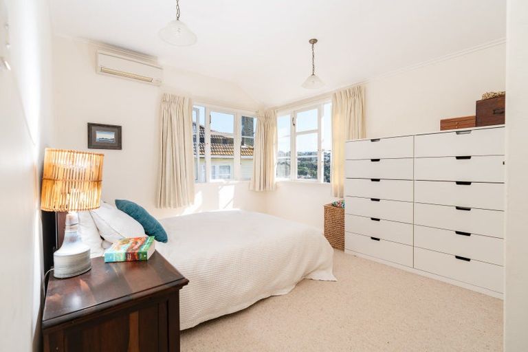 Photo of property in 167 Totara Road, Miramar, Wellington, 6022