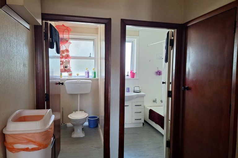 Photo of property in 1 Hartgill Crescent, Dannevirke, 4930