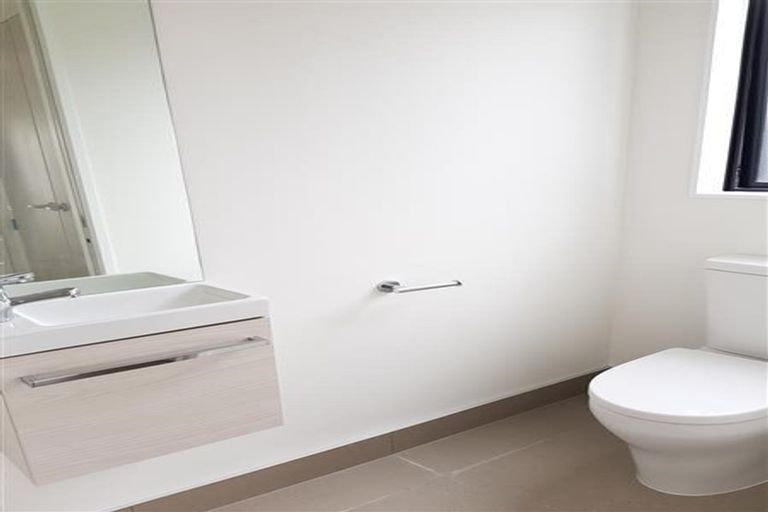 Photo of property in 3 Oioi Road, Hobsonville, Auckland, 0616