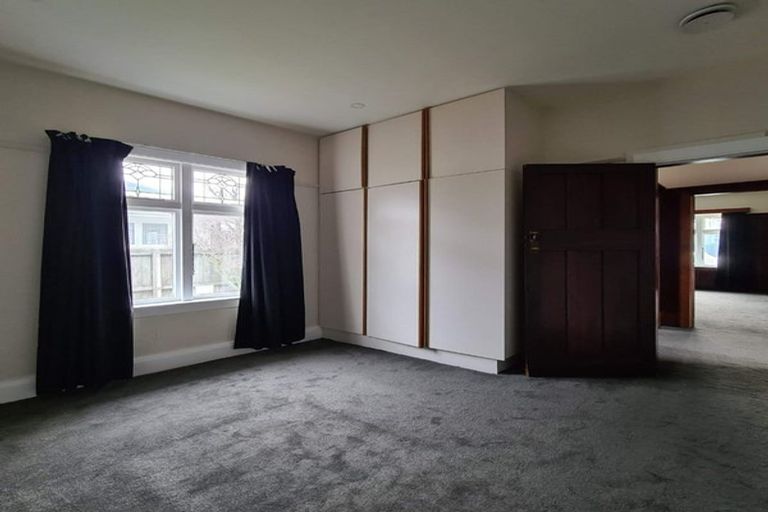 Photo of property in 33 Tower Street, Hornby, Christchurch, 8042
