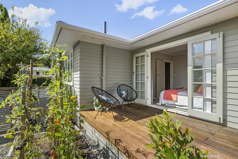 Photo of property in 142 Campbell Street, Karori, Wellington, 6012
